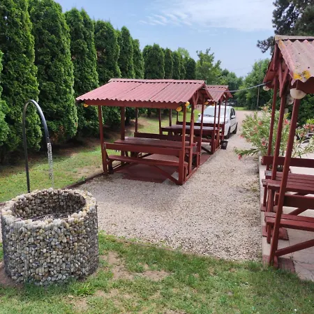 Teniszklub Es Vendeghaz Maison d'hôtes 3*